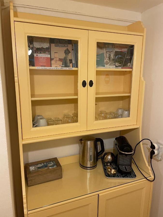 Merig'Home Chambre Bd Climatisee Dans Maison Avec Piscine Au Calme En Ville, Sdb & Toilettes Prives Angoulême Eksteriør bilde